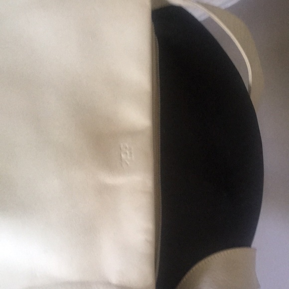 Handbag - Picture 7 of 7